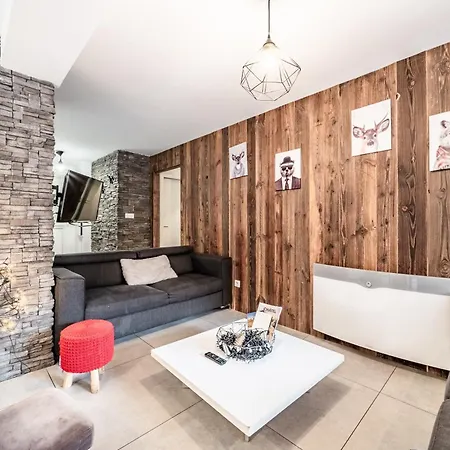 Les Soldannelles Le 31 Châtel